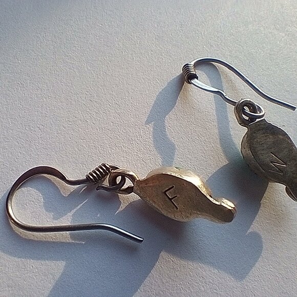 Beautiful Authentic Vintage Navajo Silver and Turquoise Earrings - Signed!!! - Picture 3 of 4